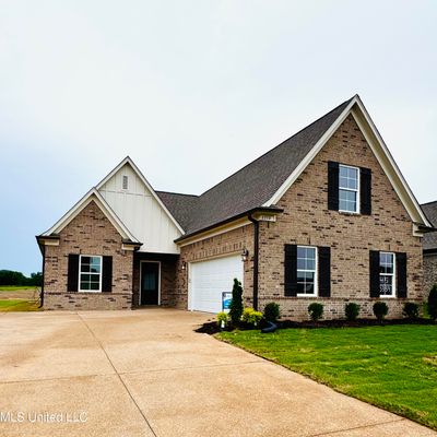 6359 Acorn Way, Walls, MS 38680