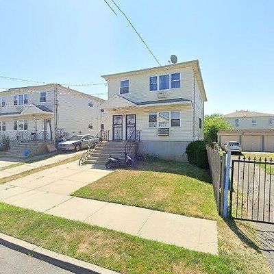 643 Beach 67 Th St, Arverne, NY 11692