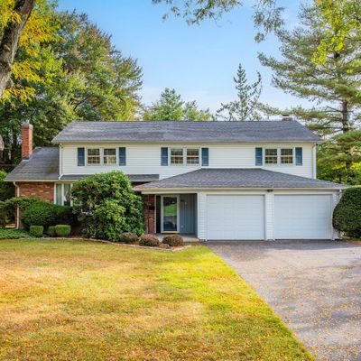 65 Burnwood Dr, Bloomfield, CT 06002