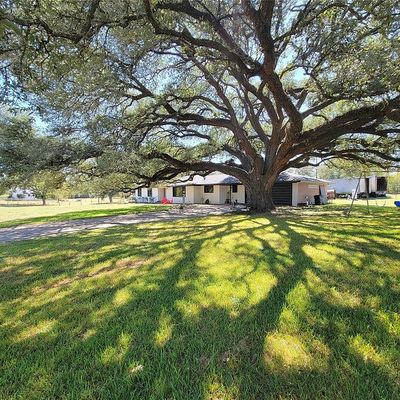 6673 Old Mill Creek Rd, Brenham, TX 77833