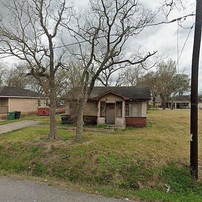 6710 New York St, Houston, TX 77021