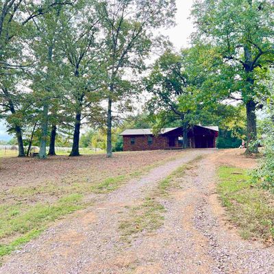 68 Briarwood Ln, Morrilton, AR 72110