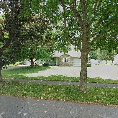 680 Hardesty Ave Nw, New Philadelphia, OH 44663