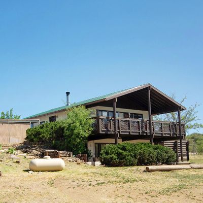 8275 S Iron Springs Road, Skull Valley, AZ 86338