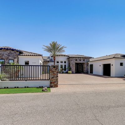 8309 W Softwind Drive, Peoria, AZ 85383