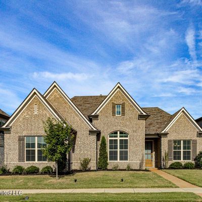 8473 N Stonecrest, Olive Branch, MS 38654