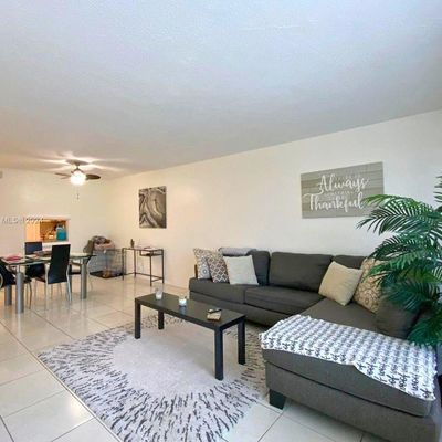 851 Ne 14th Ave, Hallandale Beach, FL 33009