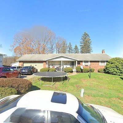 86 Fairview Dr, Nanticoke, PA 18634