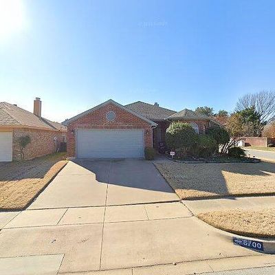 8700 Mystic Trl, Fort Worth, TX 76118