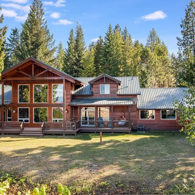 887 & 831 Treetop Bluff Ln, Bonners Ferry, ID 83805