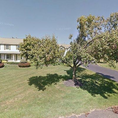 9 Compton Ct, Millstone Township, NJ 08535