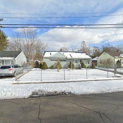 76 Mitchell Dr, East Hartford, CT 06118