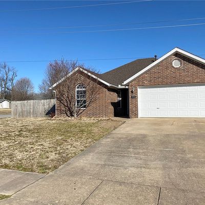 770 Dogwood St, Centerton, AR 72719