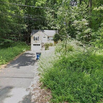 79 Park Pl, Watchung, NJ 07069