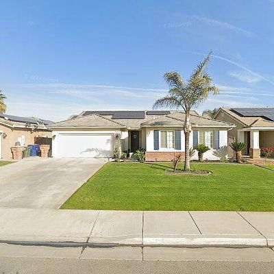 7910 Splendor Way, Bakersfield, CA 93313