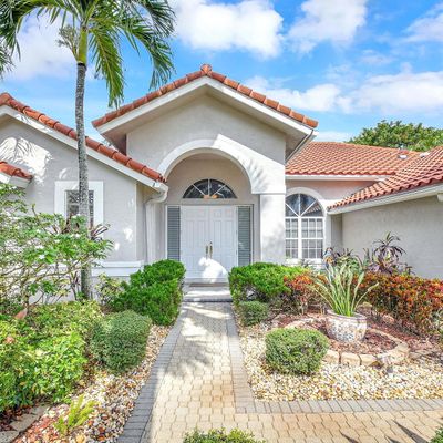 8017 Desmond Dr, Boynton Beach, FL 33472