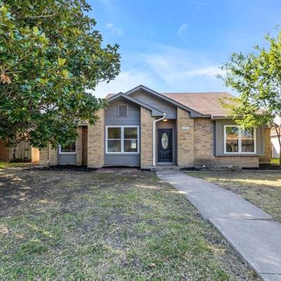 8020 Cornell Dr, Rowlett, TX 75088