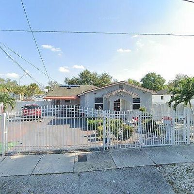 8037 Nw 11 Th Ave, Miami, FL 33150