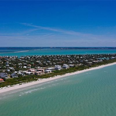 805 E Gulf Drive, Sanibel, FL 33957