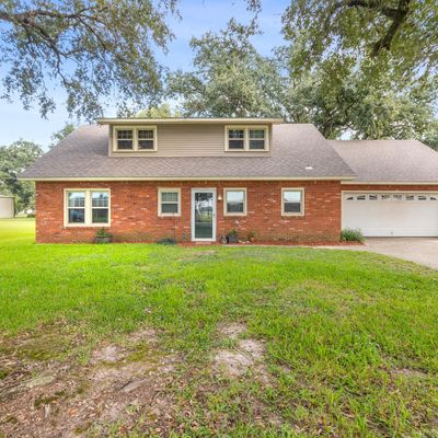 807 E E St, Rayne, LA 70578