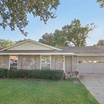 809 Hudson Dr, Garland, TX 75043