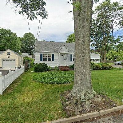 81 Cleveland Ave, Milltown, NJ 08850