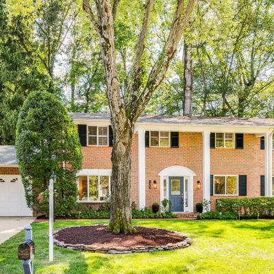 9803 Lord Ct, Fairfax, VA 22032