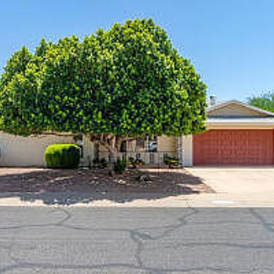 9827 W Lindgren Ave, Sun City, AZ 85373