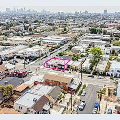 Devonshir, Los Angeles, CA 90029