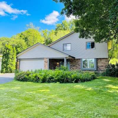 S27 W30117 N Bethesda Cir, Waukesha, WI 53188