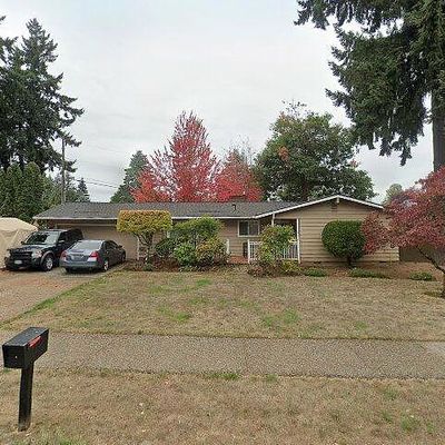 905 Ne 131 St Pl, Portland, OR 97230