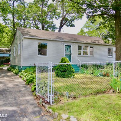 907 Cypress Ave, Brick, NJ 08723