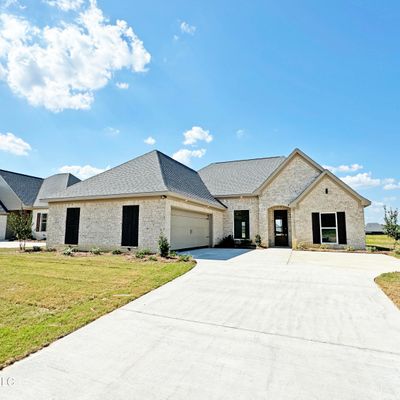 911 Brunswick Court, Flowood, MS 39232