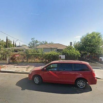 10358 Omelveny Ave, Pacoima, CA 91331