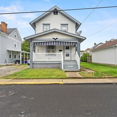 1036 Turnpike St, Beaver, PA 15009