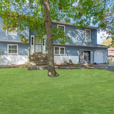 1038 Hearthstone Dr, Lakewood, NJ 08701