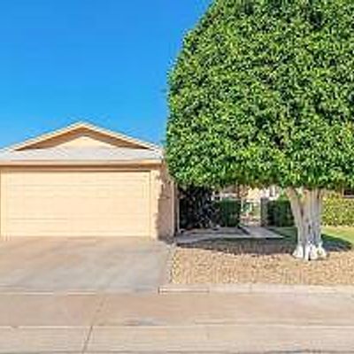 10428 W Camelot Cir, Sun City, AZ 85351