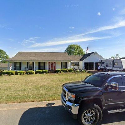 106 County Road 323, Florence, AL 35634