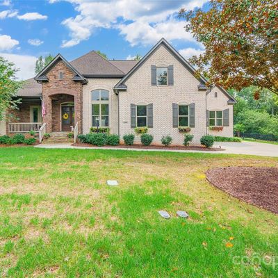 106 Mary Mack Ln, Fort Mill, SC 29715