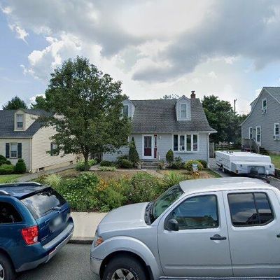 1068 Warren St, Pottstown, PA 19464