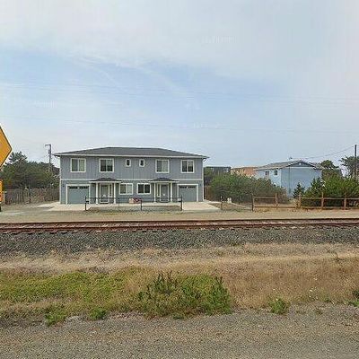 107 Nw 22 Nd Ave, Rockaway Beach, OR 97136