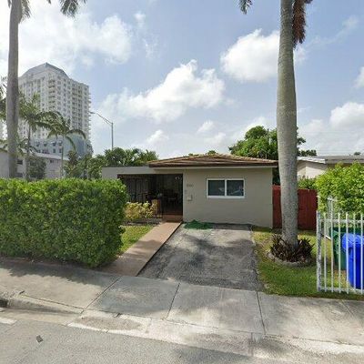 1090 Ne 81 St St, Miami, FL 33138