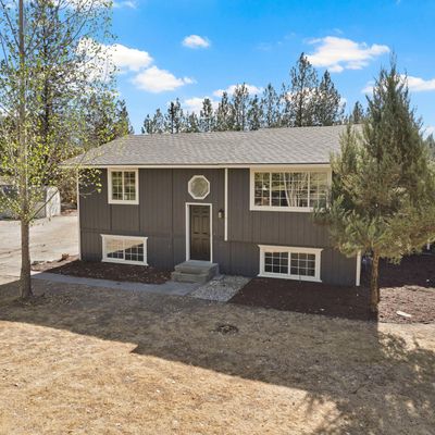 10943 W Sagewood Ct, Nine Mile Falls, WA 99026