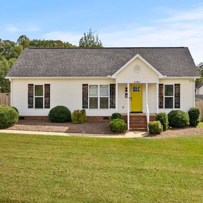 1104 Dunwoody Dr, Simpsonville, SC 29681