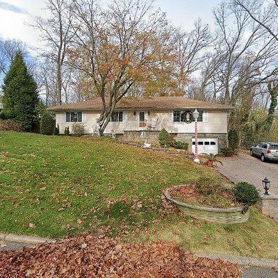 111 Sunrise Dr, Hawthorne, NJ 07506