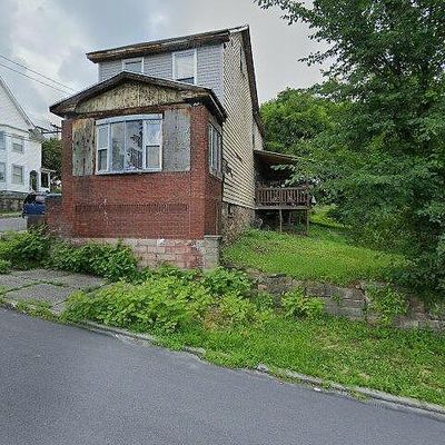 1128 17 Th Ave, Altoona, PA 16601