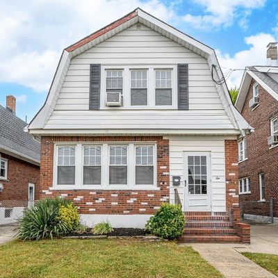 10 E Grove Ave, Woodbridge, NJ 07095