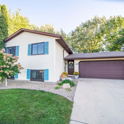 1004 4 Th St Nw, Byron, MN 55920