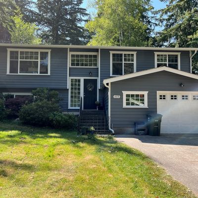 1013 Austin St, Bellingham, WA 98229