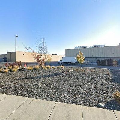 1014 N Central Dr, Moses Lake, WA 98837